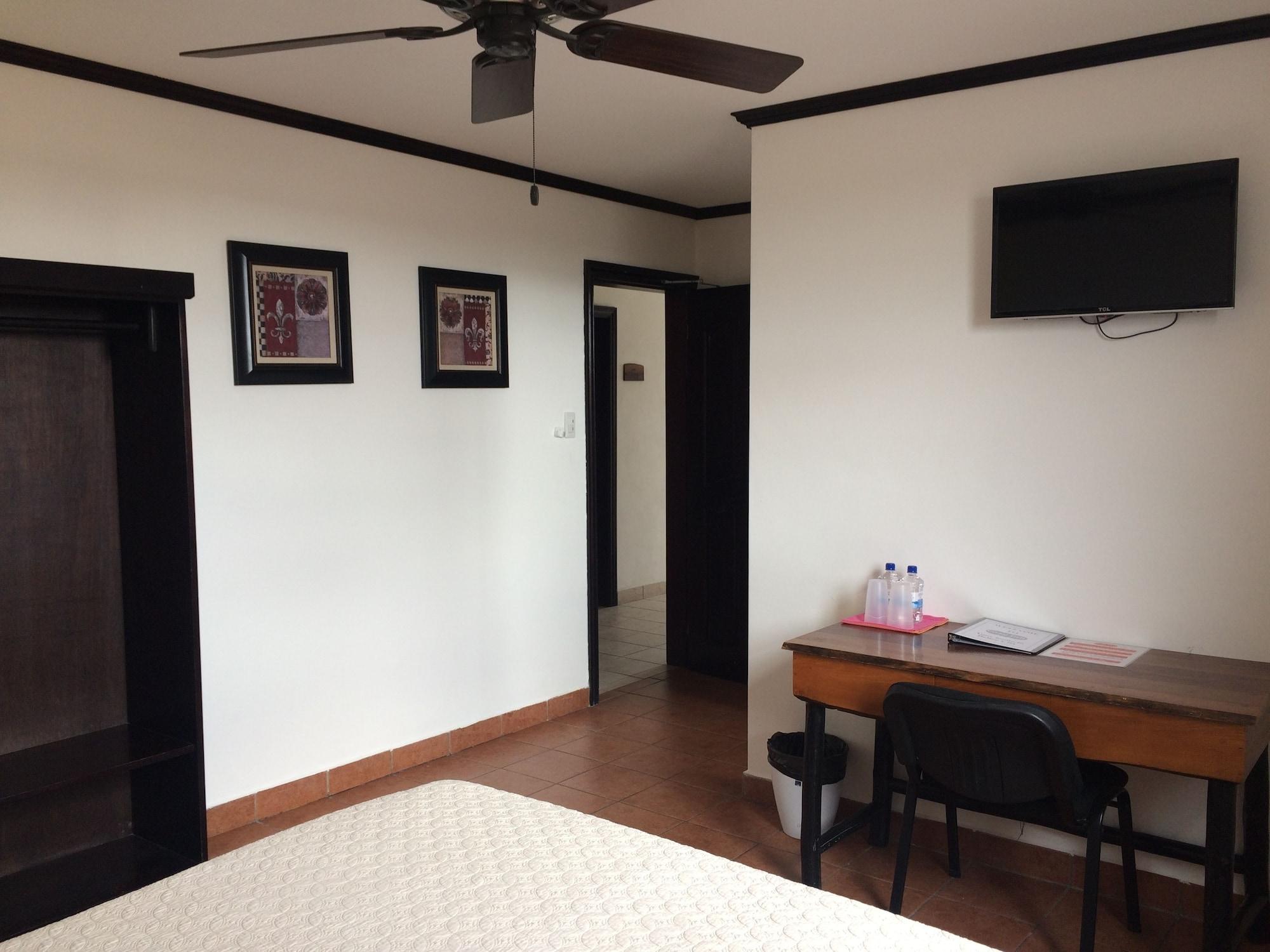 Easy Inn Hotel Belize City Eksteriør billede