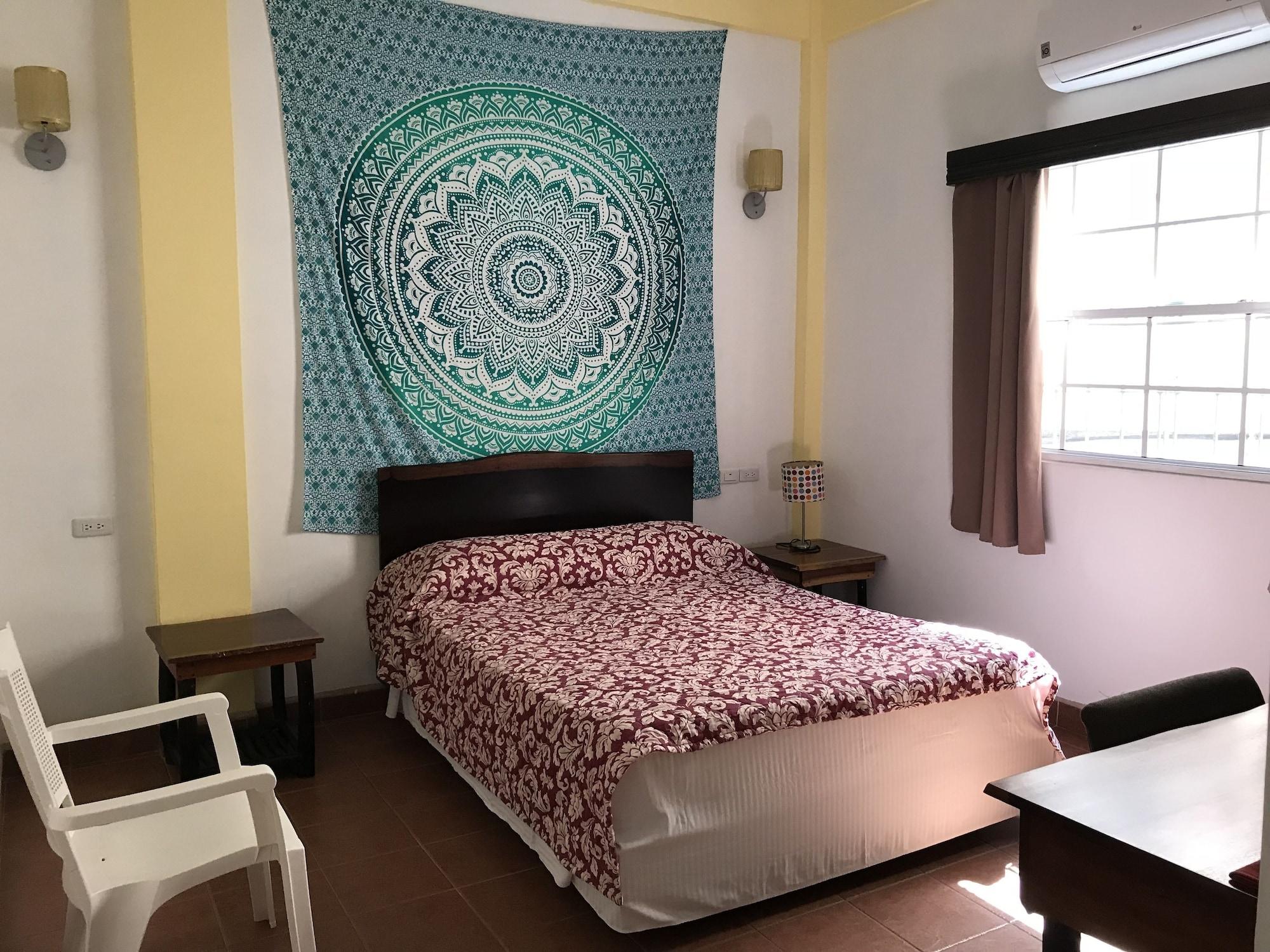 Easy Inn Hotel Belize City Eksteriør billede