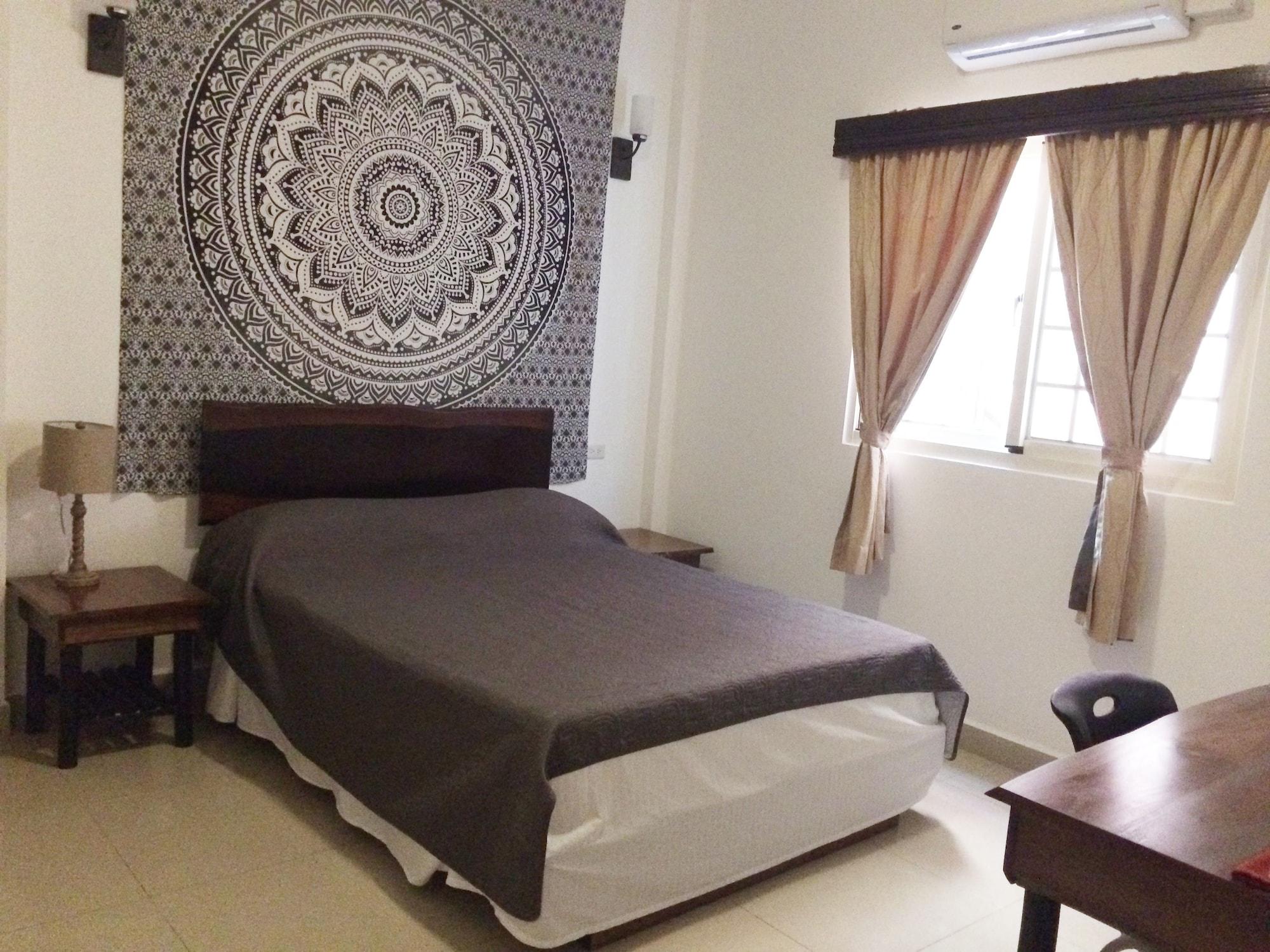 Easy Inn Hotel Belize City Eksteriør billede