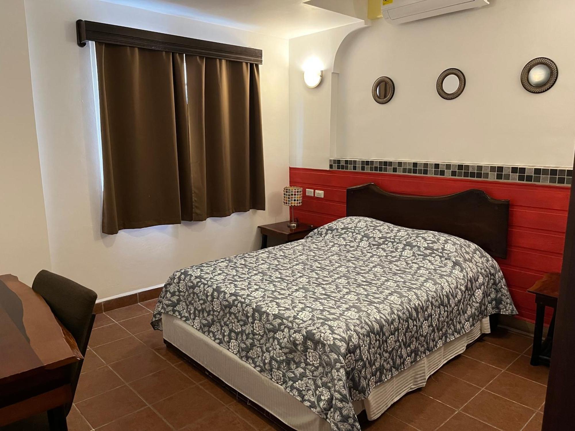 Easy Inn Hotel Belize City Eksteriør billede