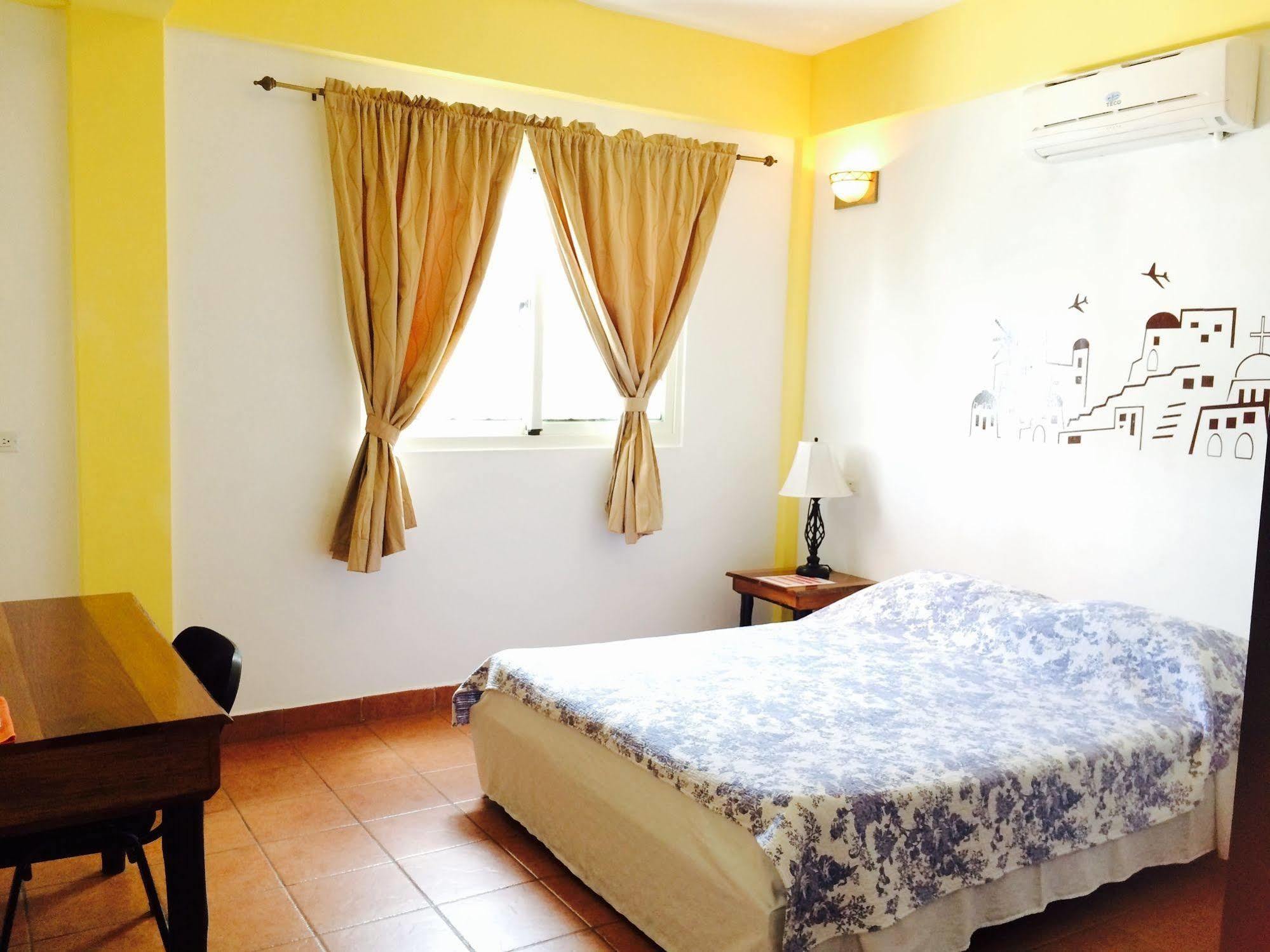 Easy Inn Hotel Belize City Eksteriør billede