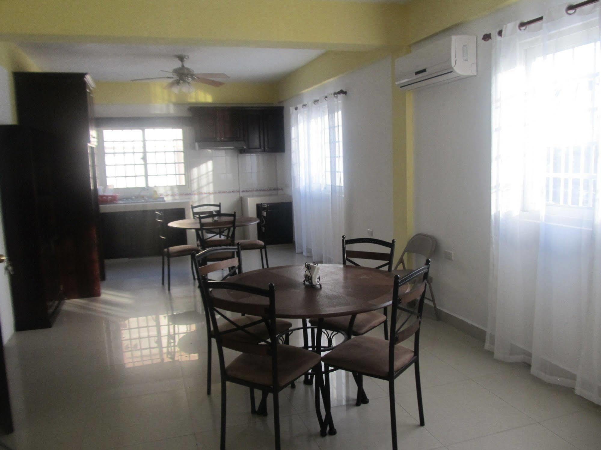 Easy Inn Hotel Belize City Eksteriør billede